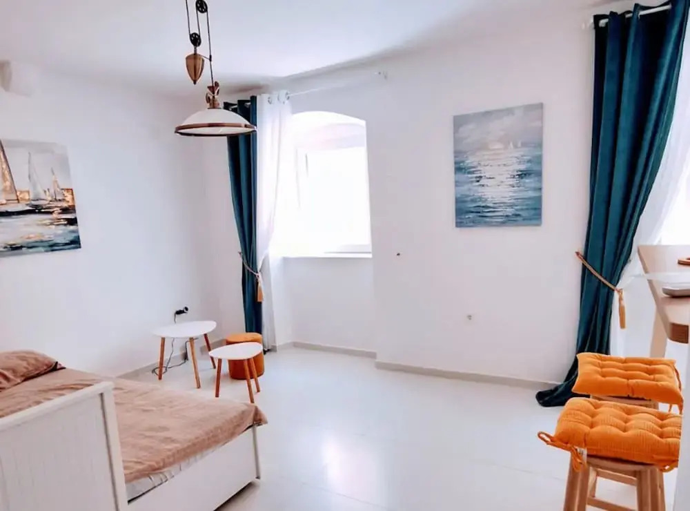 La Casa Nostra Apartments