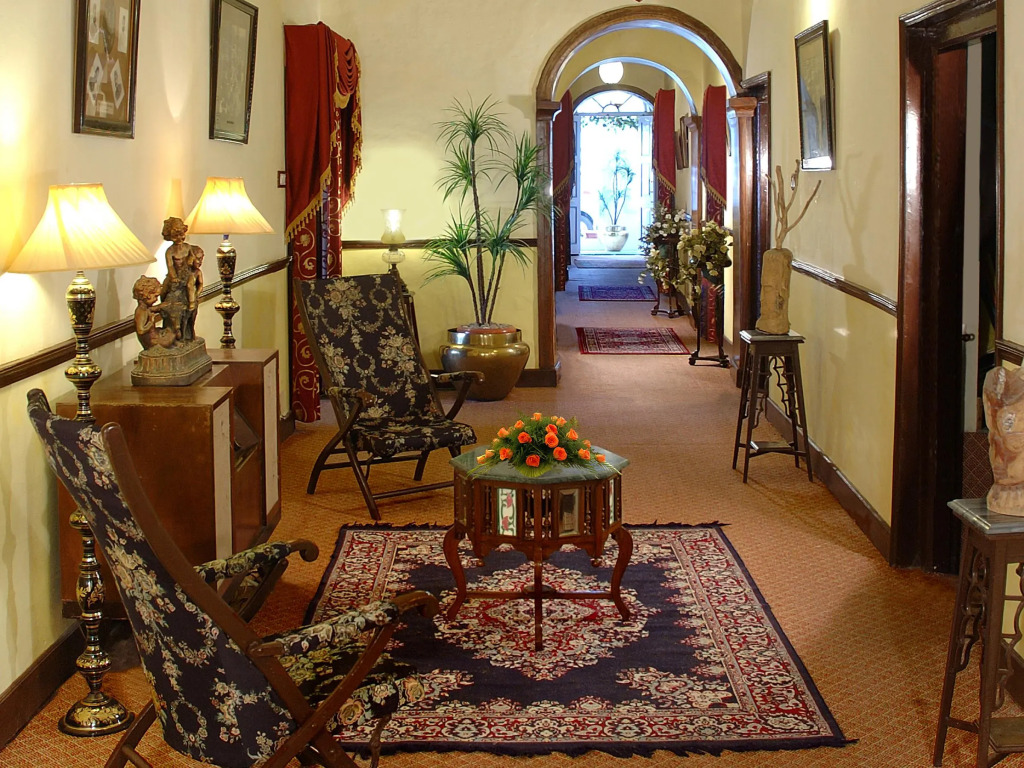 WelcomHeritage Kasmanda Palace