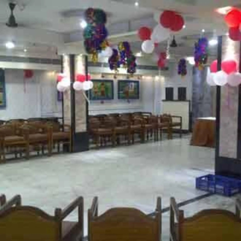 Sonar Bangla's Motel Midway