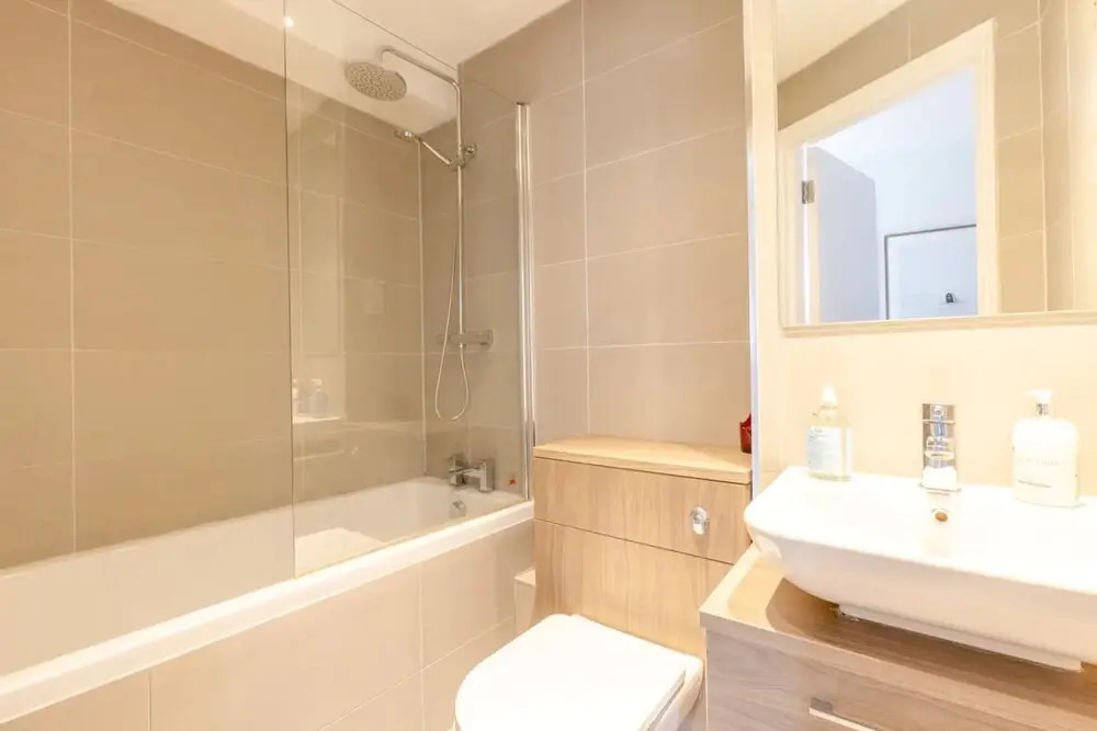 Contemporary 2 Bedroom Apartment in Bermondsey
