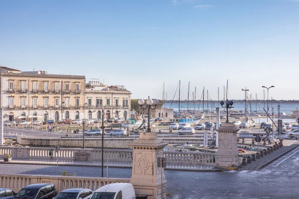 Darsena Sunset Suites by Wonderful Italy