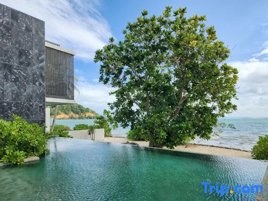 Luxury Beachfront AMANA Villa 4 Br at Ta-Ke Residence A