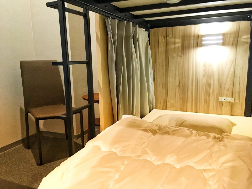 Namba Guesthouse HIVE