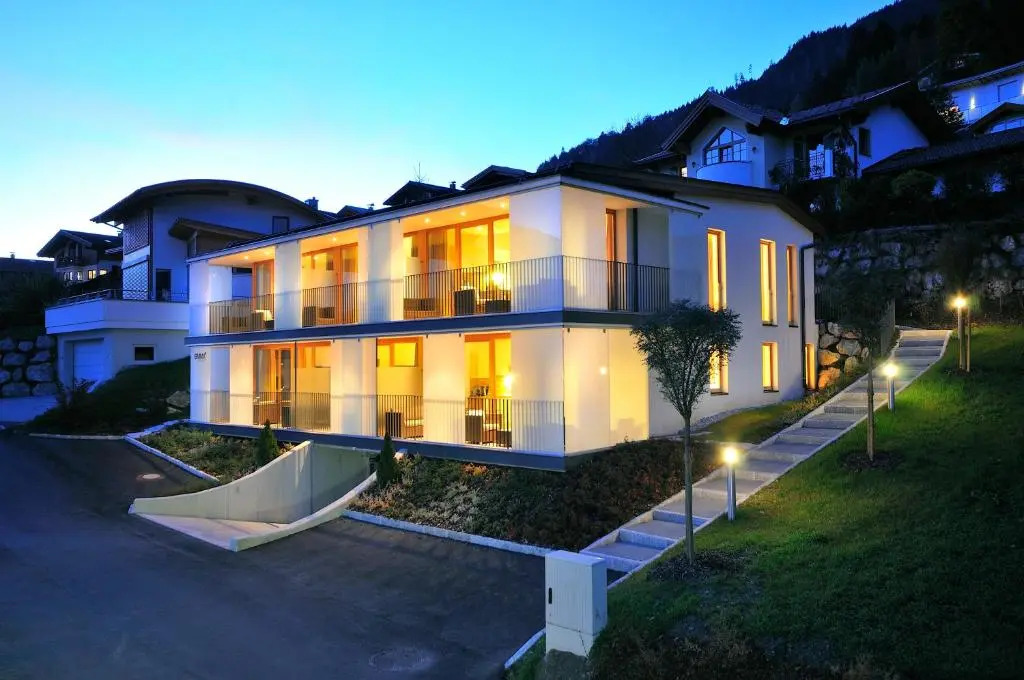 Emma Apartments- self- check -in