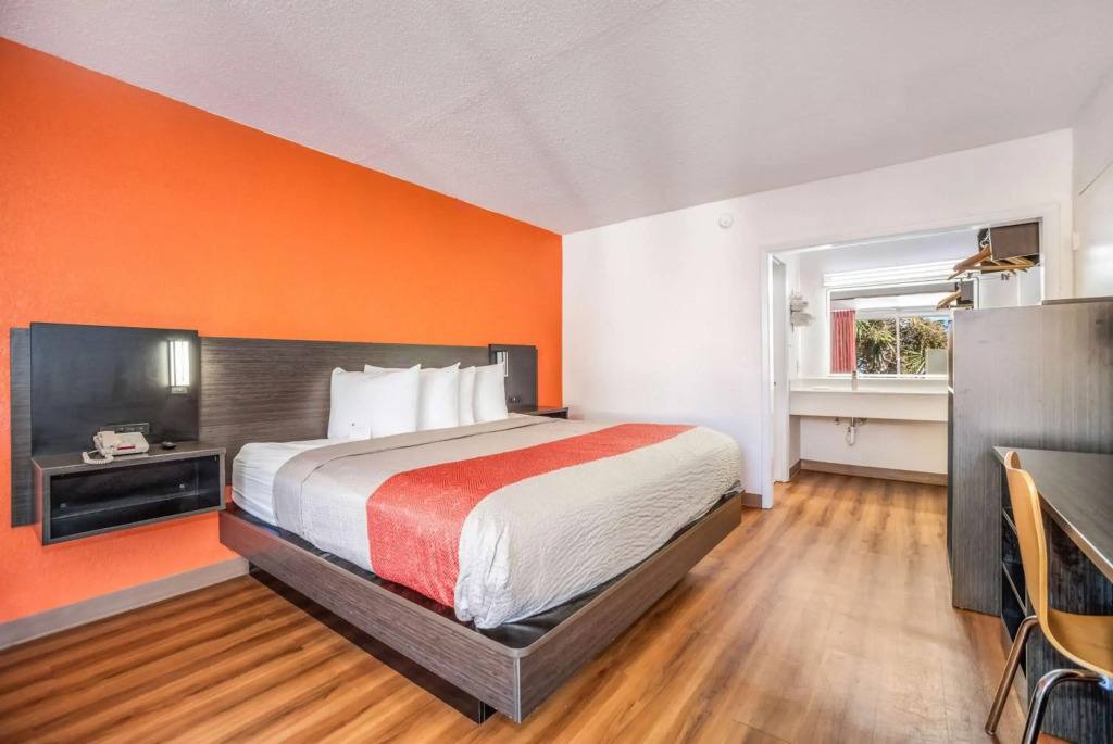 Motel 6-Florence, SC