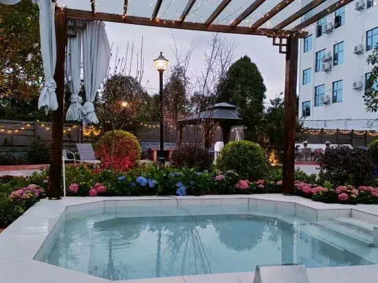 Mansen Hot Spring Hotel, Yizhang 1liu Town