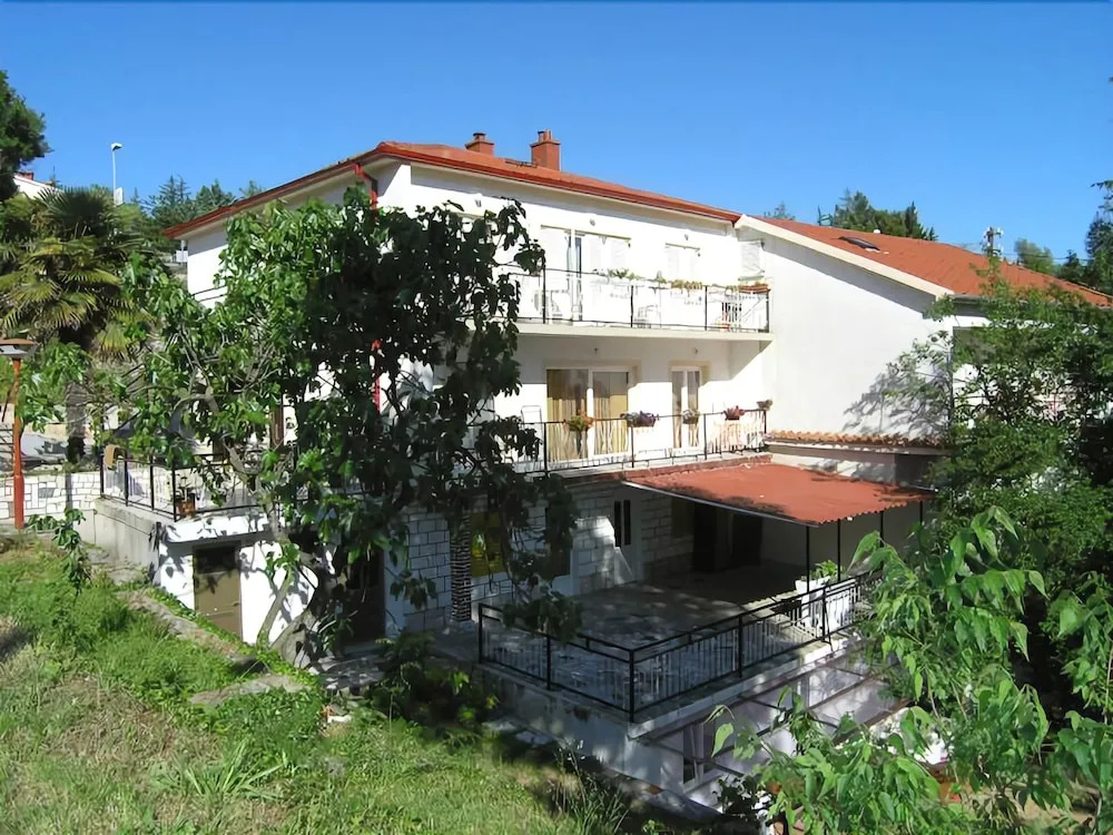 Apartments Miklic