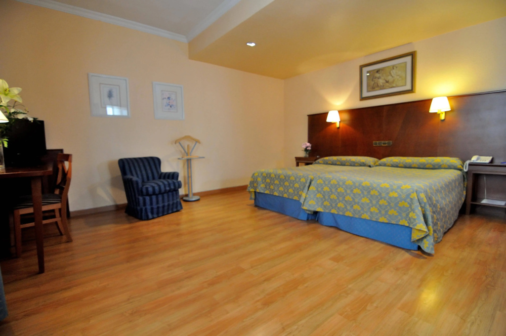Hotel Casón del Tormes by HappyCulture