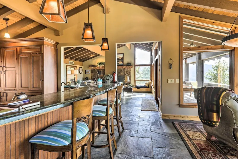 Incline Village Home w/ Hot Tub + Lake Views!