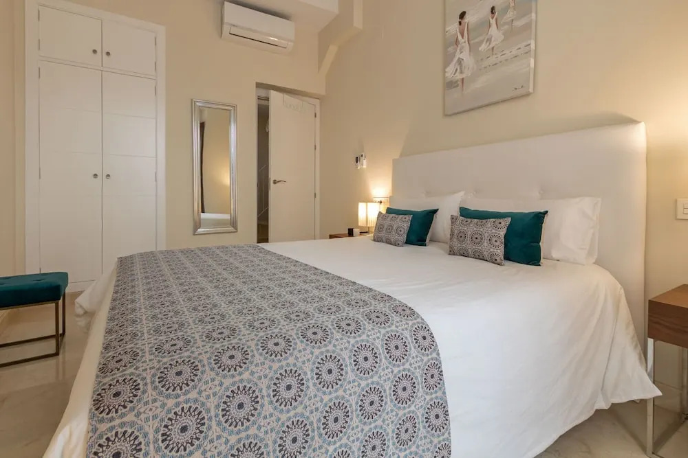 Suites Lumbreras
