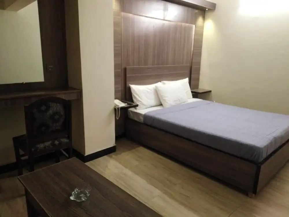 Hotel Green Palace