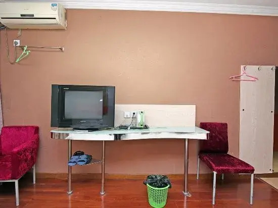 Jinglong Express Hotel