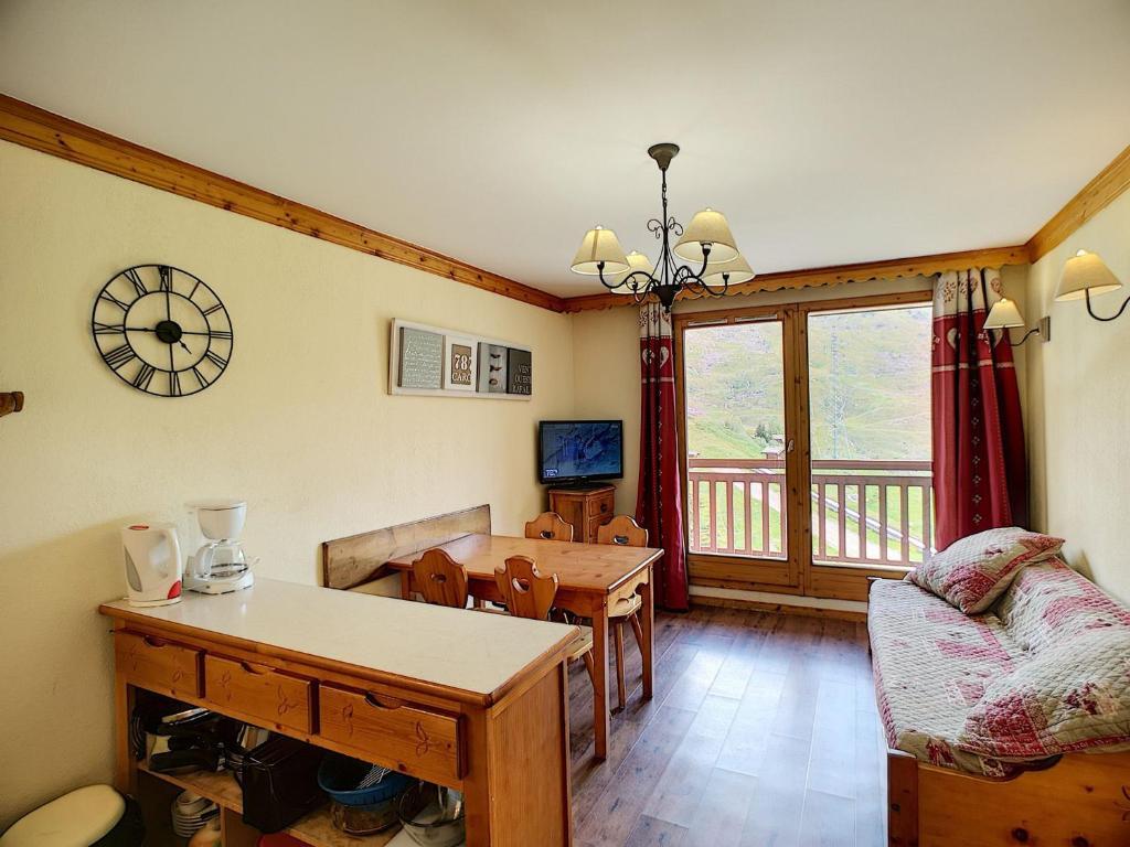 Appartement Les Menuires, 2 pièces, 5 personnes - FR-1-178-186