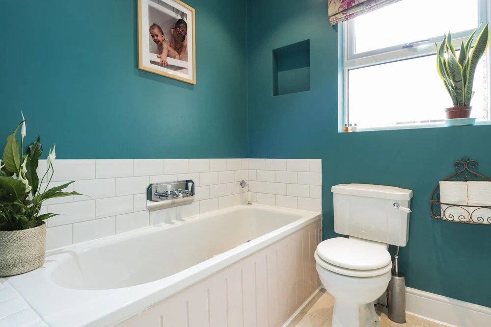 Spectacular Shepherds Bush Home Close to Westfield