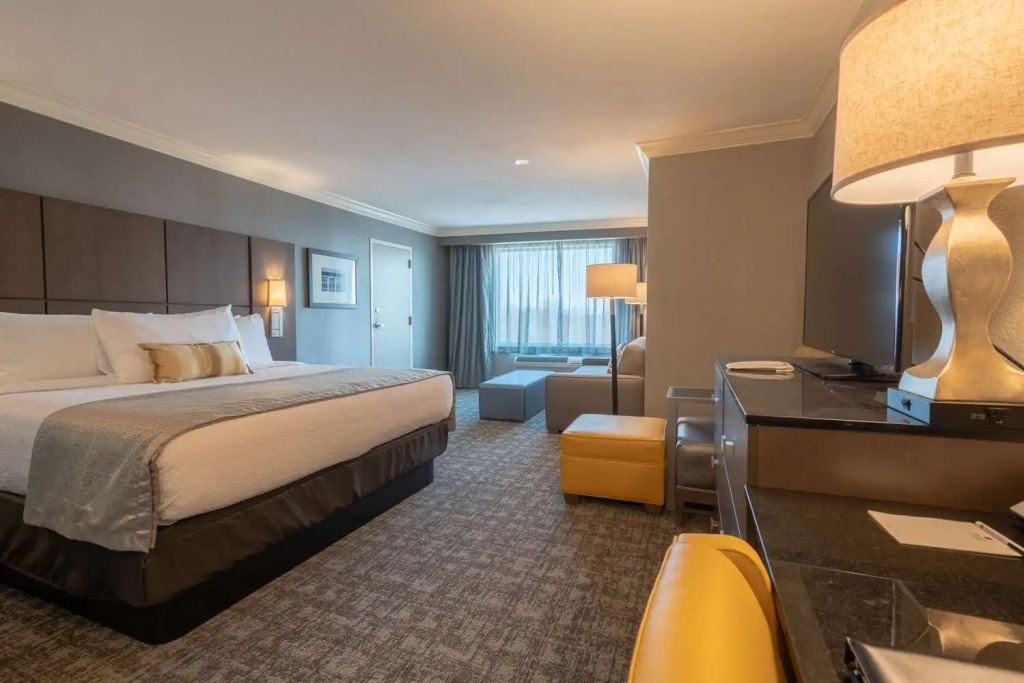 Holiday Inn Southwest