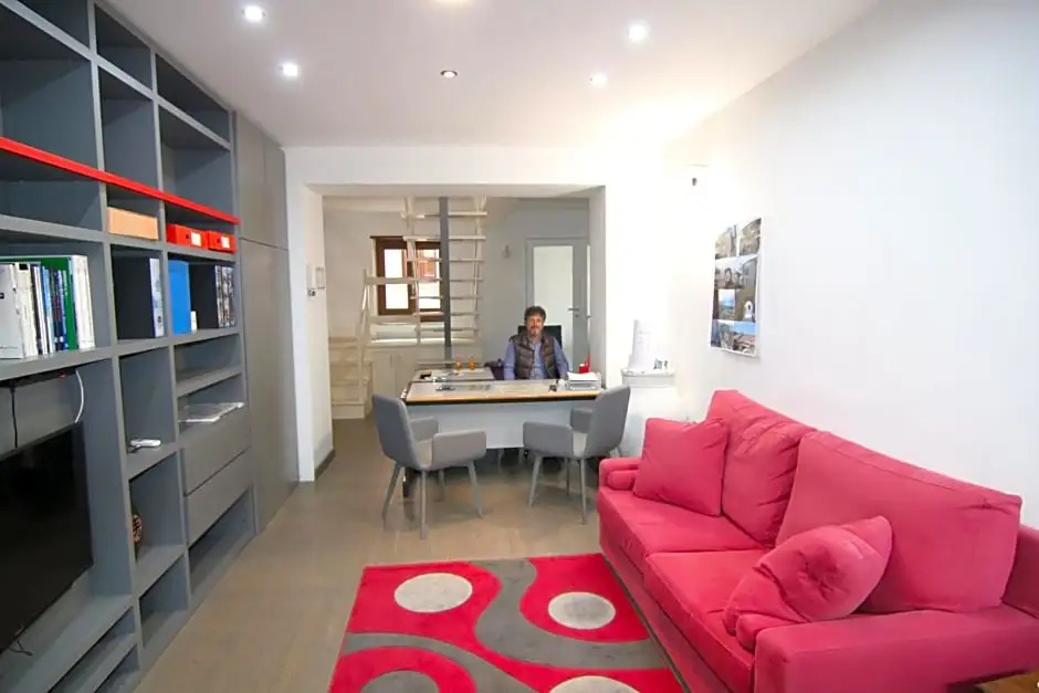 Bed & Breakfast StudioArcodia