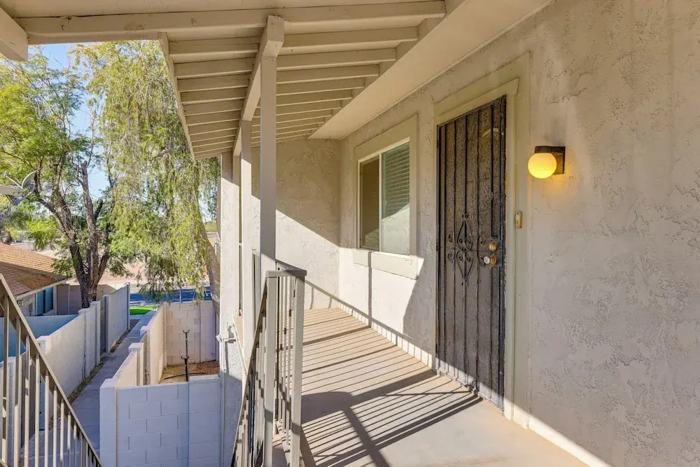 Community Pool: Scottsdale Condo 2 Mi to ASU