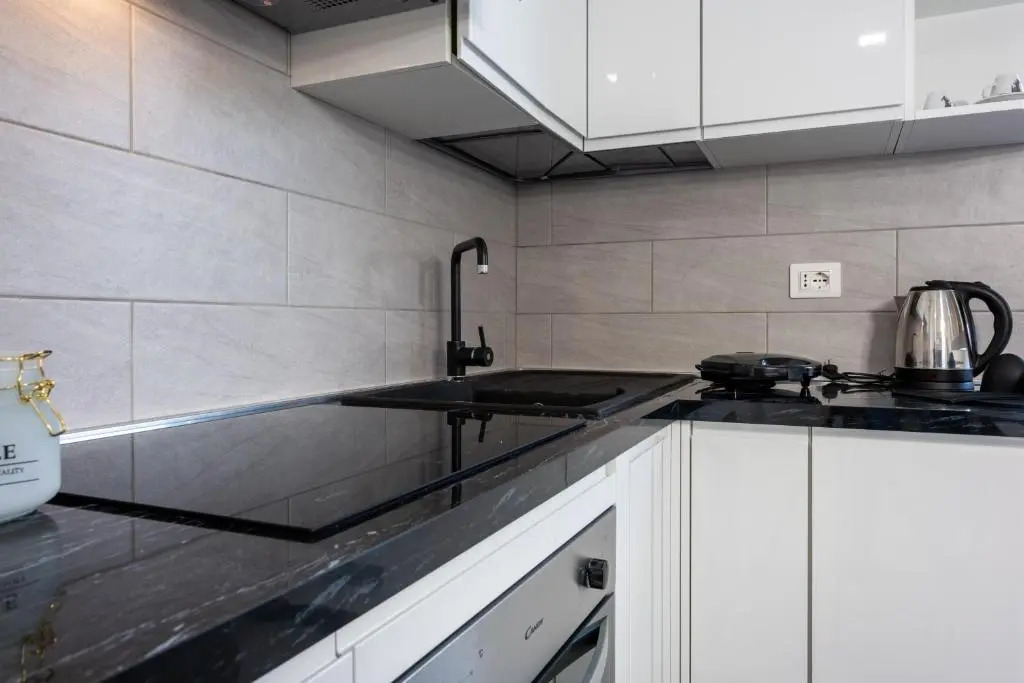 GuestHost - Santo Stefano di Magra Modern Apartments
