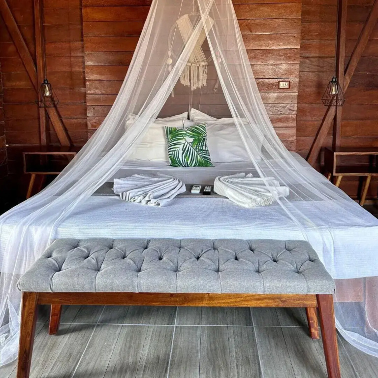 Ecoco Holbox - EcoChic - Cabañas de Madera - Holbox Retreat