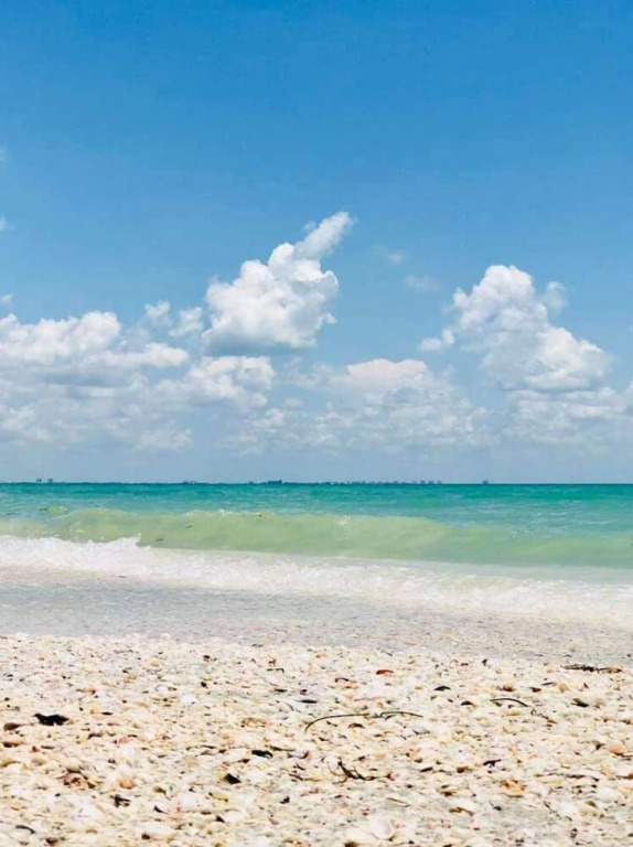 Sanibel Siesta on the Beach Unit 605 2 Bedrooms 2 Bathrooms Condo