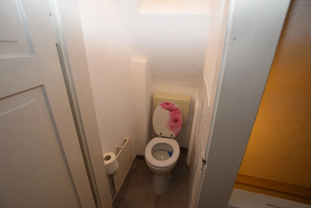 AB Apartment 65