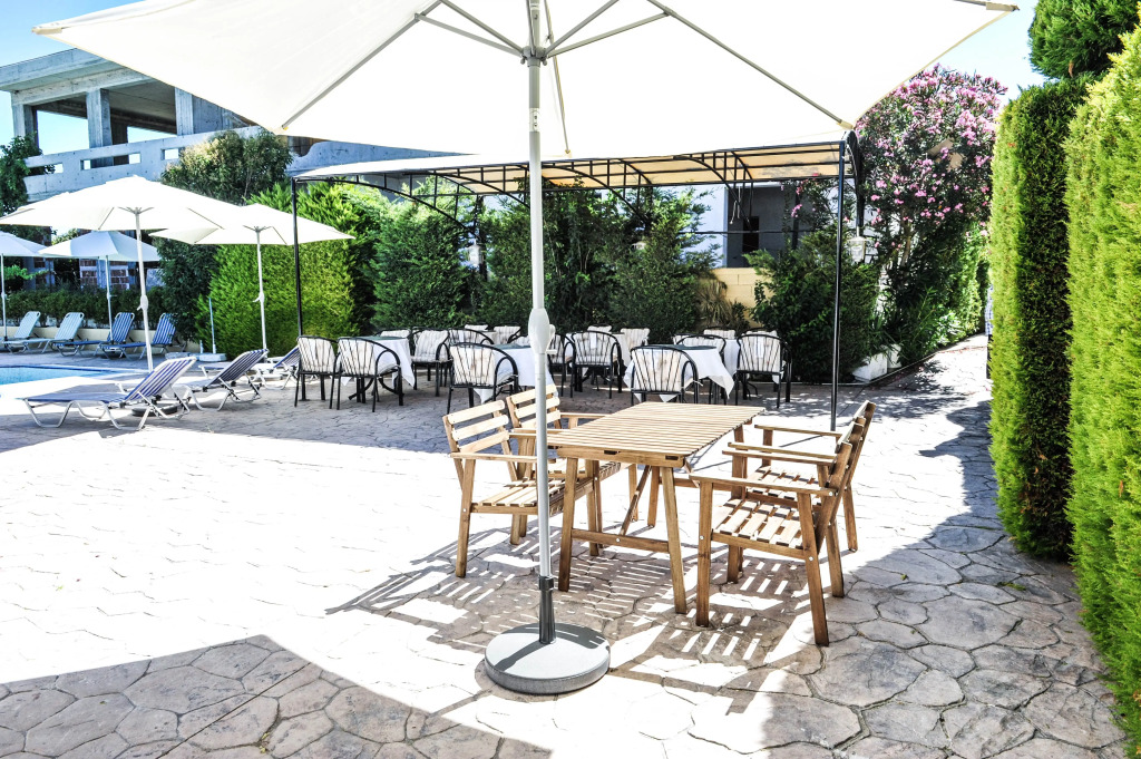 Valentino Hotel