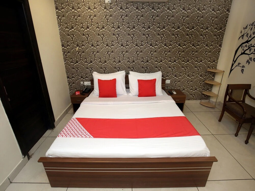 Hotel Satkar Avenue By OYO Rooms