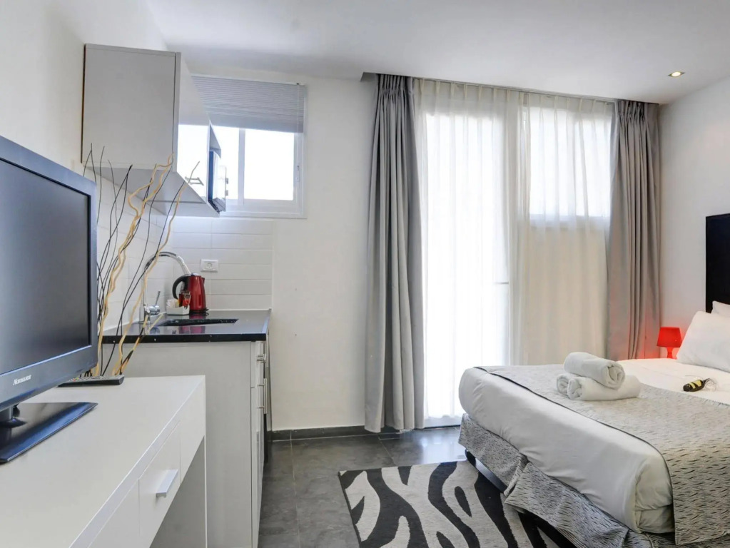 Residence Suites BY RAPHAEL HOTELS