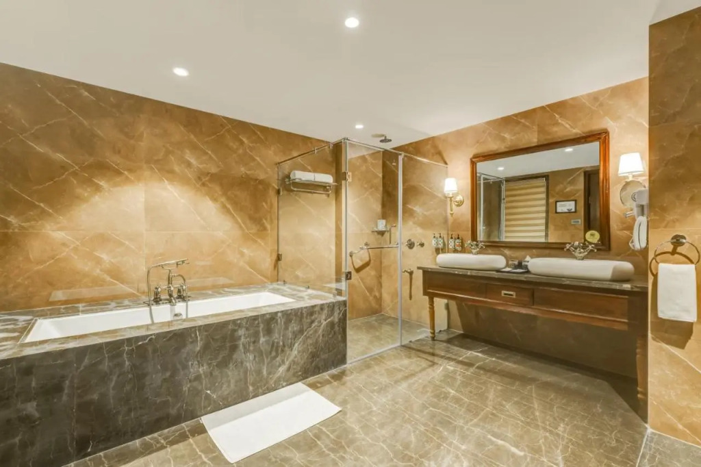 Lemon Tree Premier, Dwarka