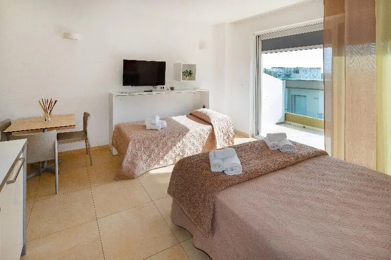 Zeus Residence Hotel