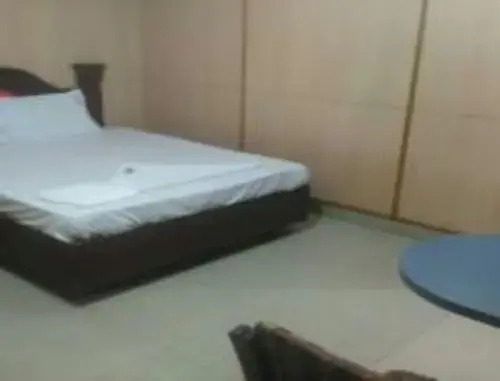 Hotel Priya