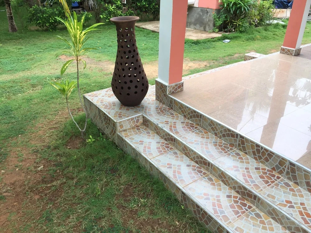 Twitter Paradise Guest House