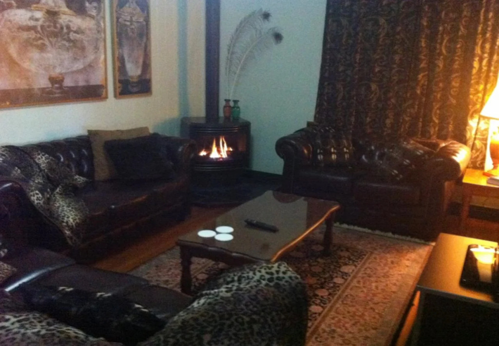 Pitstop Lodge Guesthouse B&B
