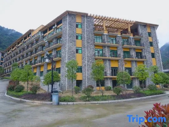 Wolong International Hotel