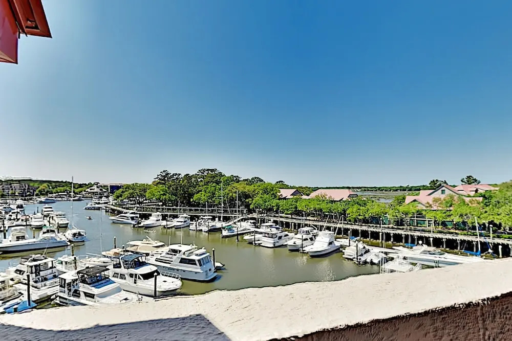 Shelter Cove Marina Condo #7129 Condo