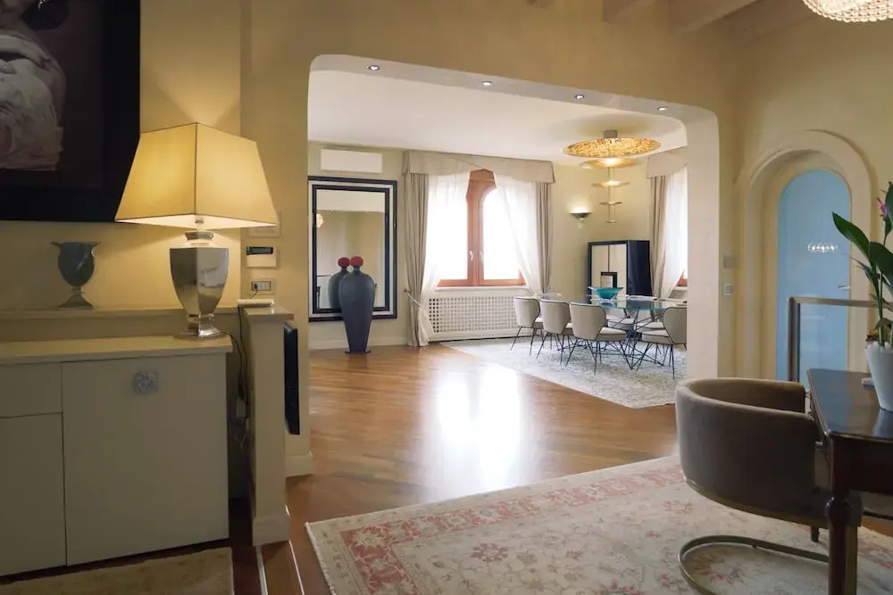 Villa Angela - Italian Homing