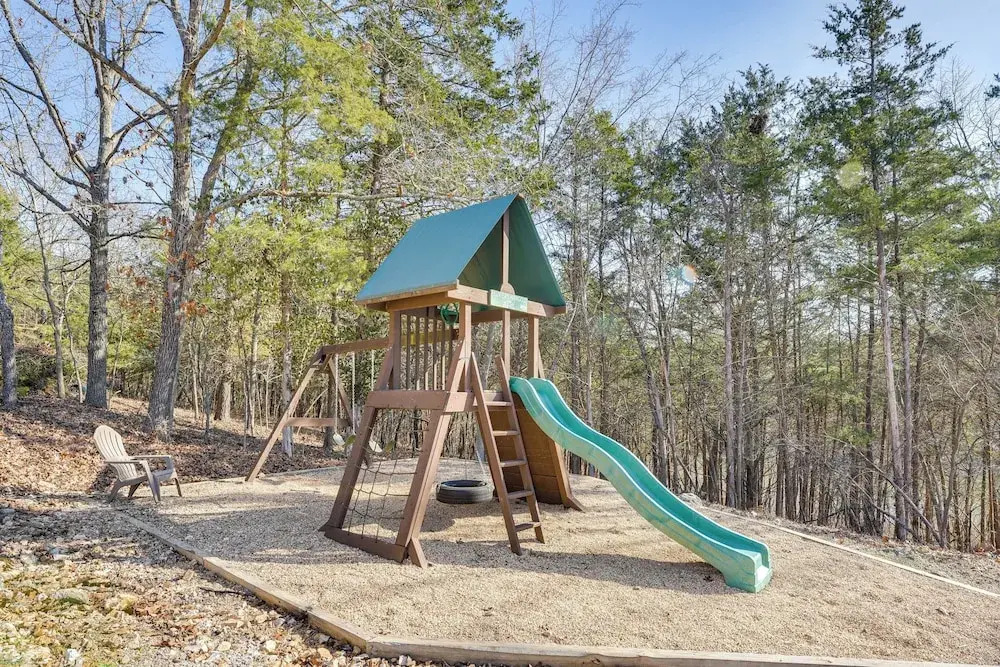 Hike, Boat, Fish & More: Table Rock Lake Cottage
