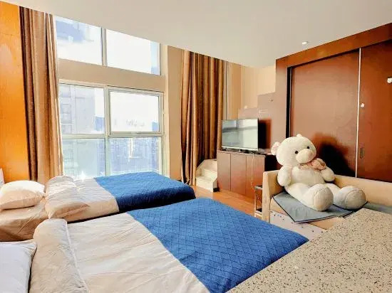 XueZhongYu Loft International Apartment