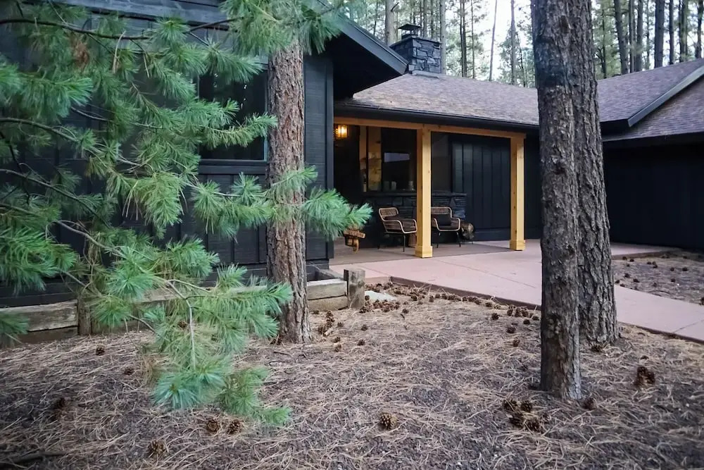 Hot Tub & Game Room! Pinetop 'wild Horse Retreat'