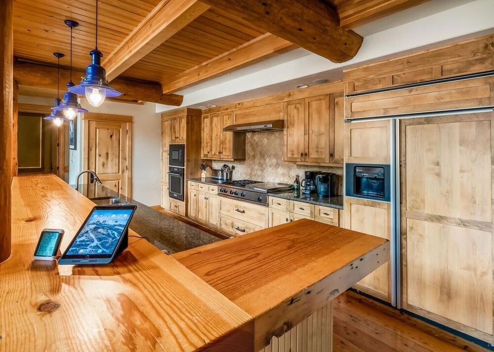 Saddle Ridge D3 3 Bedroom Condo by Moonlight Basin Lodging
