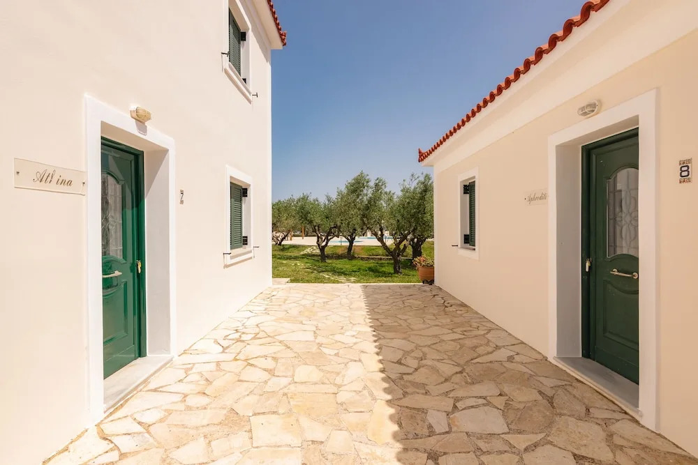 Lennas Villas Zante