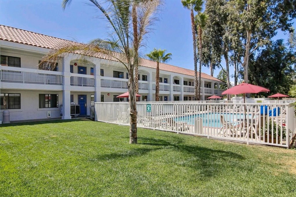 Motel 6-Thousand Oaks, CA