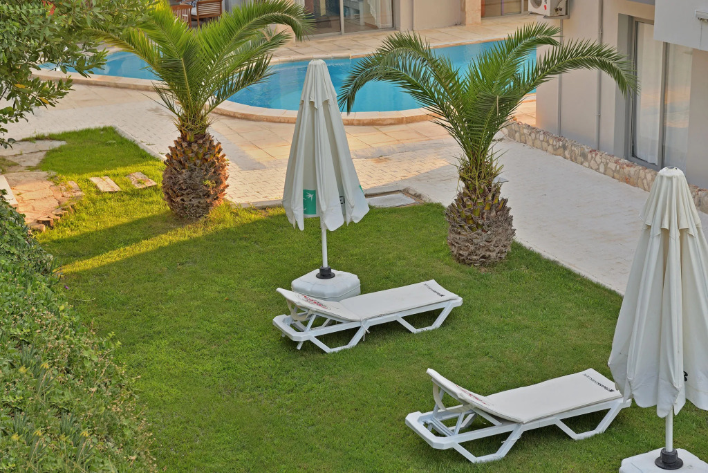 Calis Hotel
