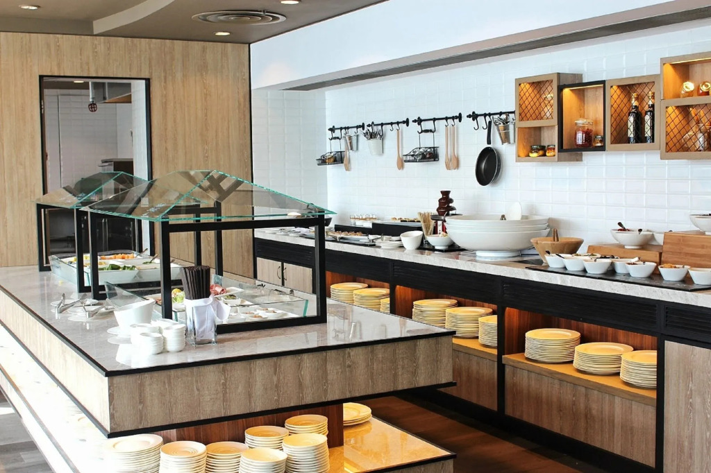 Grand Bay View Hotel