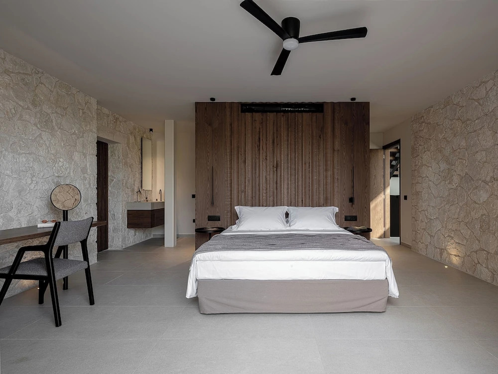 Pnoe Villas - Seafront Experience