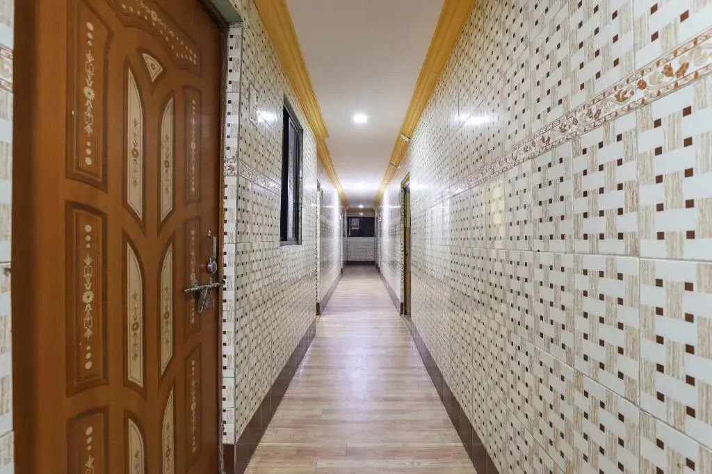 Hotel Apsara Guest House by OYO Rooms