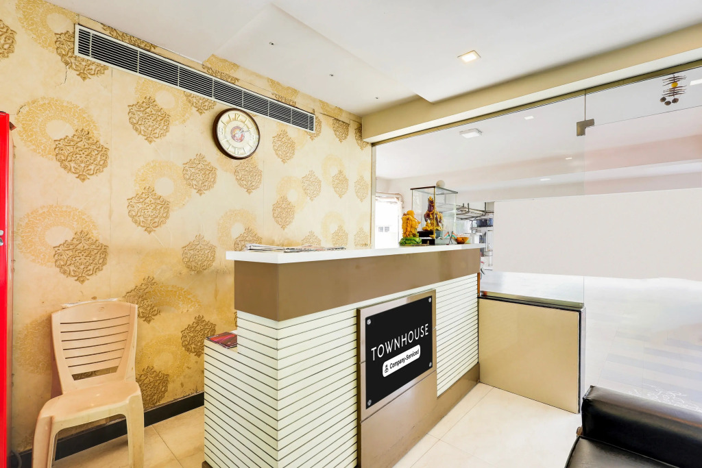 Townhouse Dwarka Nagar Near Ramatalkies