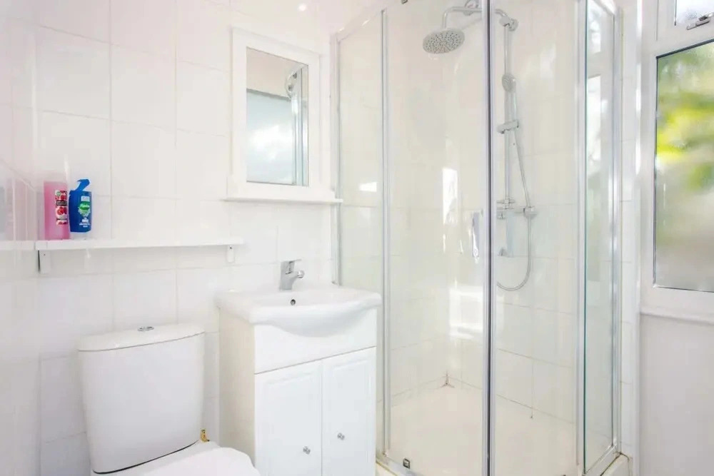 Bright and Spacious 1 Bedroom in West Hampstead