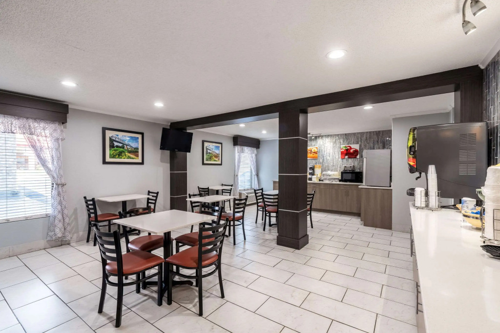 Quality Inn Cleveland North