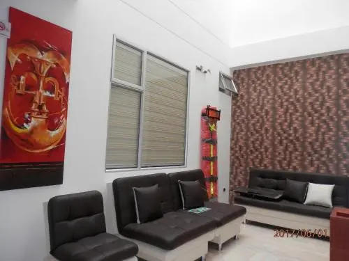 Hotel 80 Real